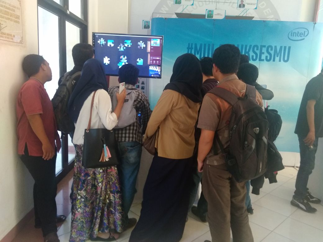 Gambar INTEL CORPORATE DAN UIN ALAUDDIN GELAR WORKSHOP FOTOGRAFI DAN KONTEN KREATIF